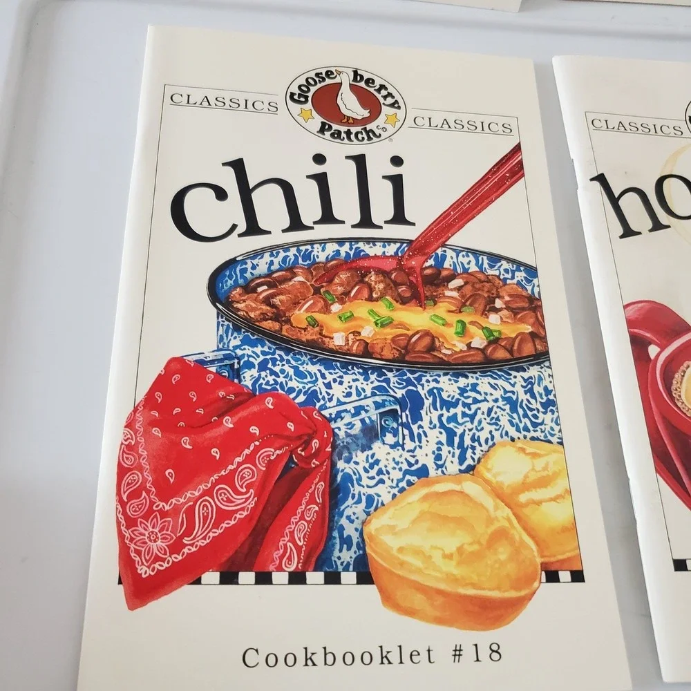 Gooseberry Patch Cookbooklet Lot 6 Chicken Pies Tailgating Chili Cocoa Bake Sale